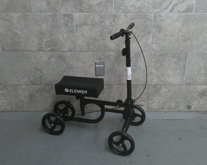 knee walker