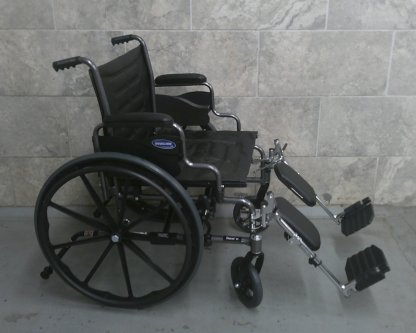 Manual Wheelchair 21x17