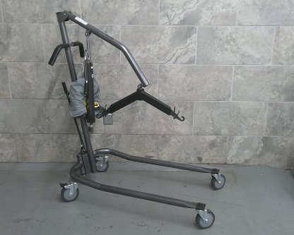 Manual Lift with Sling