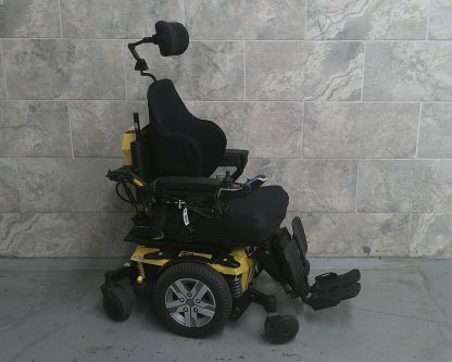 Complex Power Wheelchair 17x20