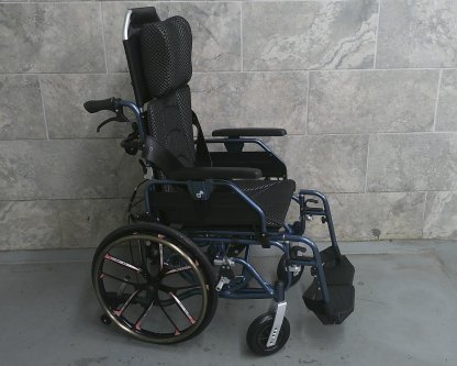 Manual Wheelchair 18x17