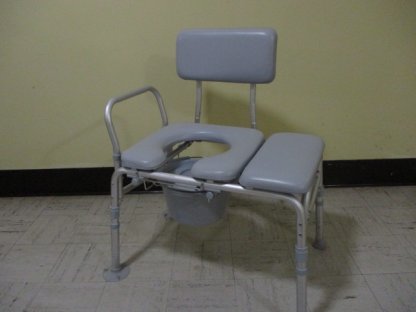 Transfer bench with commode