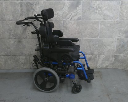 Manual Wheelchair 16x17 - Tilt in Space