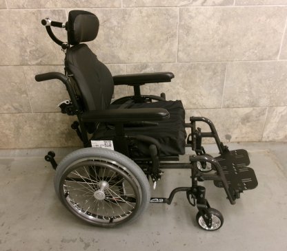 Manual Wheelchair 16x16