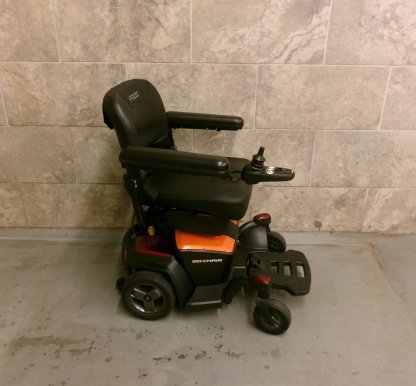 Basic Power Wheelchair 18x17