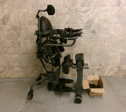 Manual Sit to Stand - Size Medium
