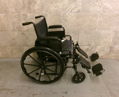 Manual Wheelchair 20x16