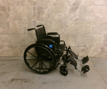 Manual Wheelchair 18x16