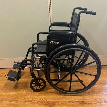 MANUAL WHEELCHAIR
