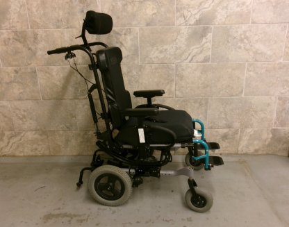 Manual Wheelchair 16x20 - Tilt in Space