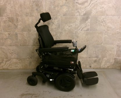 Complex Power Wheelchair 17x21