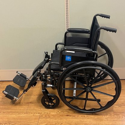 MANUAL WHEELCHAIR