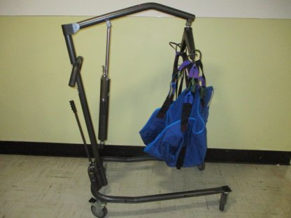 Manual Lift with Sling