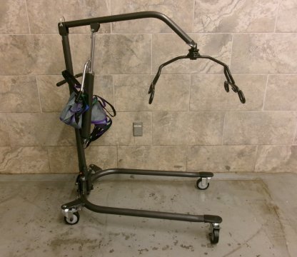 Manual Lift with Sling