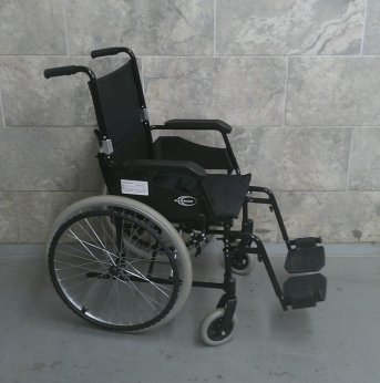 Manual Wheelchair 16x16