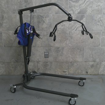 Manual Lift with Sling