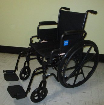 Manual Wheelchair 18"x16"