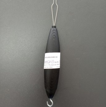 black button hook