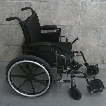 Manual Wheelchair 19x16
