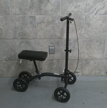 knee walker