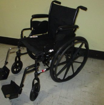 Manual wheelchair 18"x16"