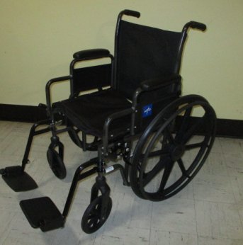 Manual wheelchair 18"x16"