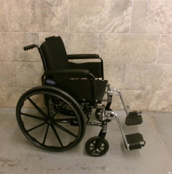 Manual Wheelchair 18x16