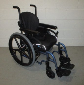 Manual wheelchair 14"x15"