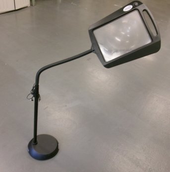Magnifying Floor Lamp