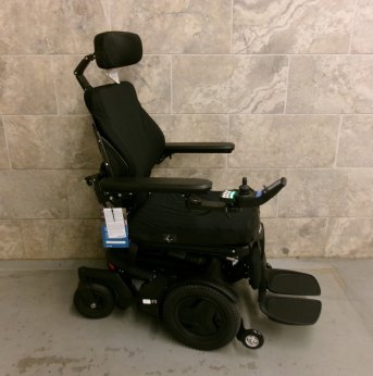 Complex Power Wheelchair 19x22