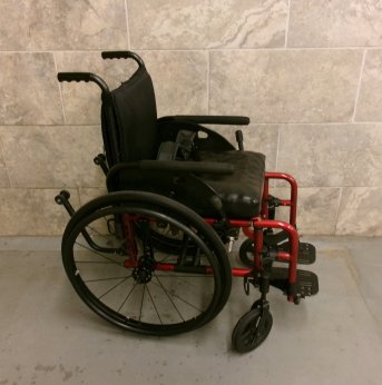 Manual Wheelchair 15x15