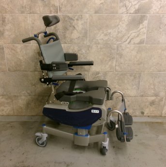 Rolling Shower Chair With Tilt