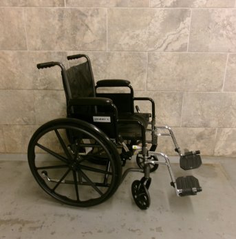 Manual Wheelchair 18x16