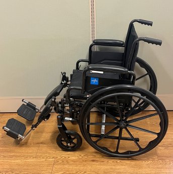 MANUAL WHEELCHAIR