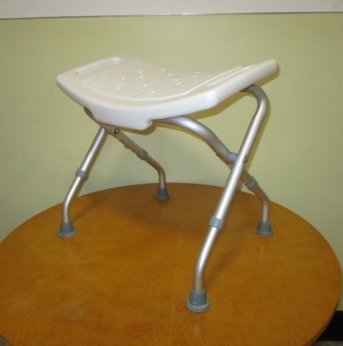 Tub seat No back No arms