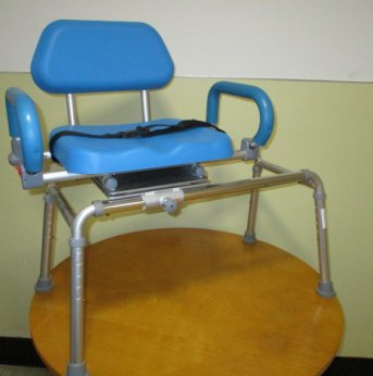 Transfer bench with sliding swivel seat